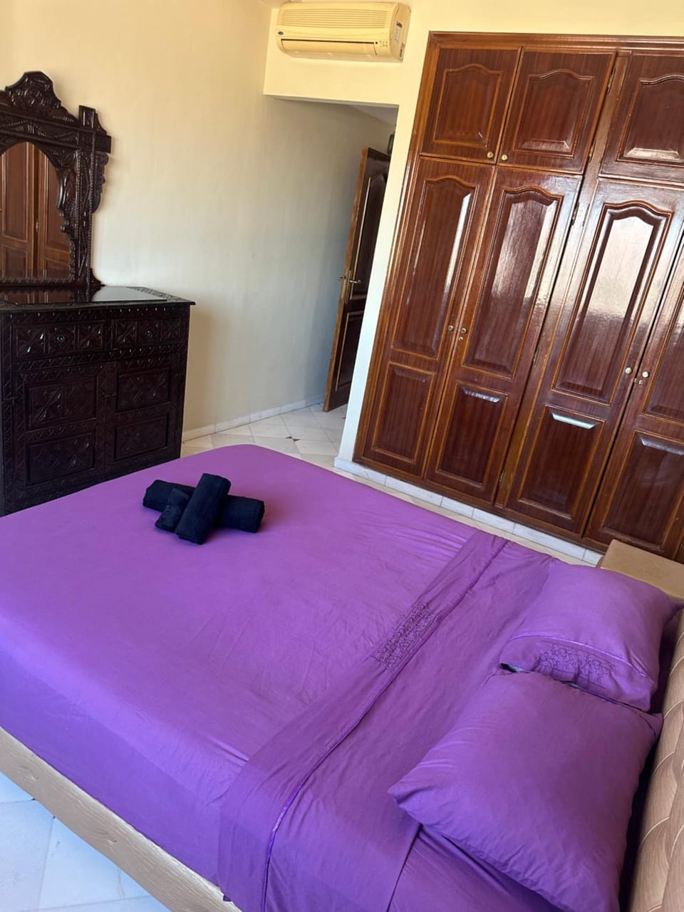 Magnifique appartement 2 chambres et piscine de standing Apartment in Marrakesh