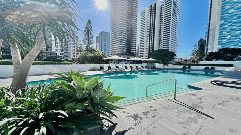 Sierra Grand Spacious 3 Bedroom Apartment - CoastHM Apartment in Gold Coast