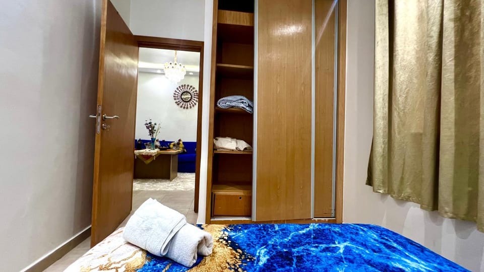 Bed, Photo of the whole room, Business facilities, Bedroom, storage, towels, wardrobe