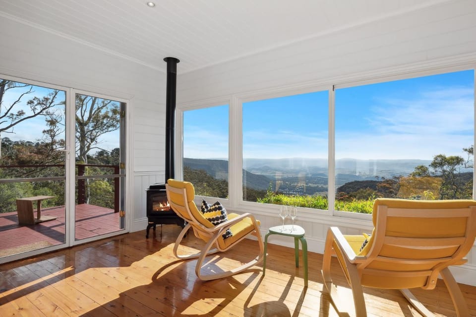Cooee Cottage Spectacular Views Blackheath House in Blackheath