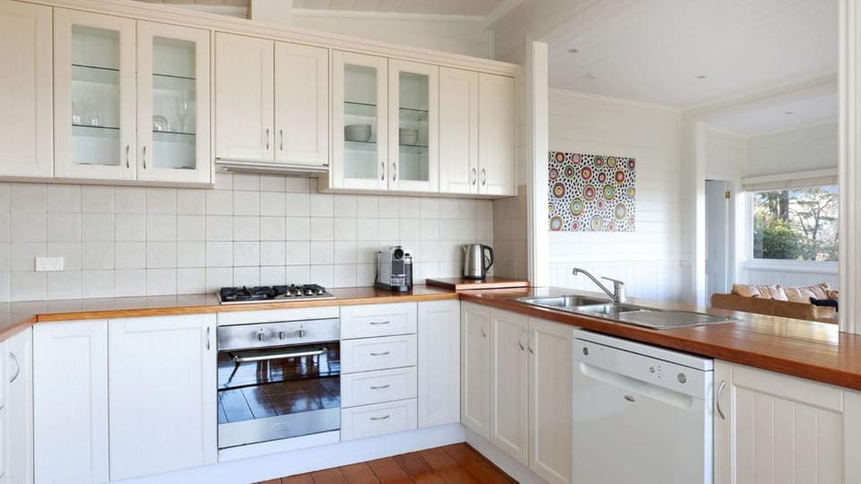 Cooee Cottage Spectacular Views Blackheath House in Blackheath