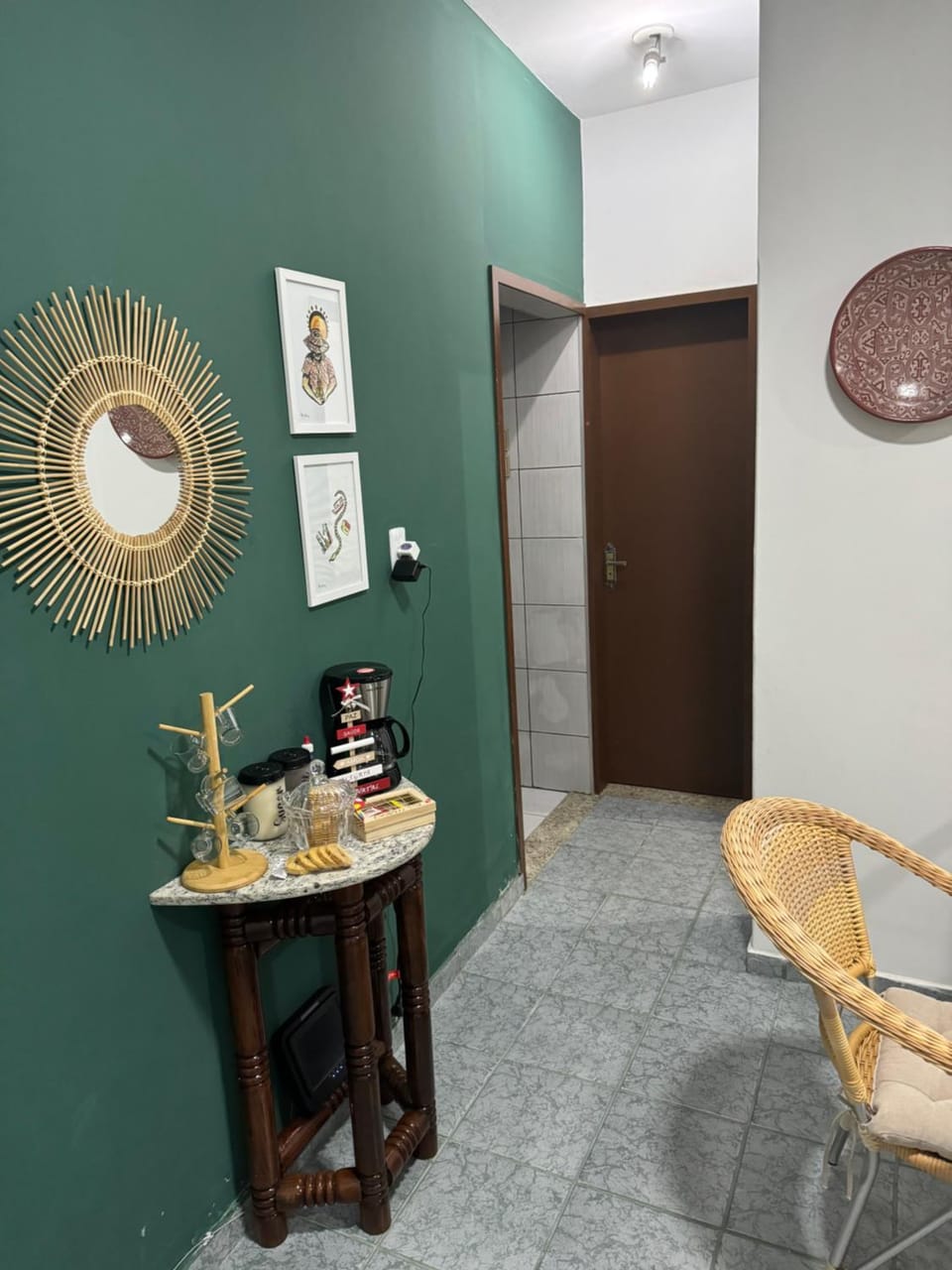 Apto no Centro, perto de tudo, com Wi-Fi 500Mb, Portaria 24h, Check in independente Apartment in Belém