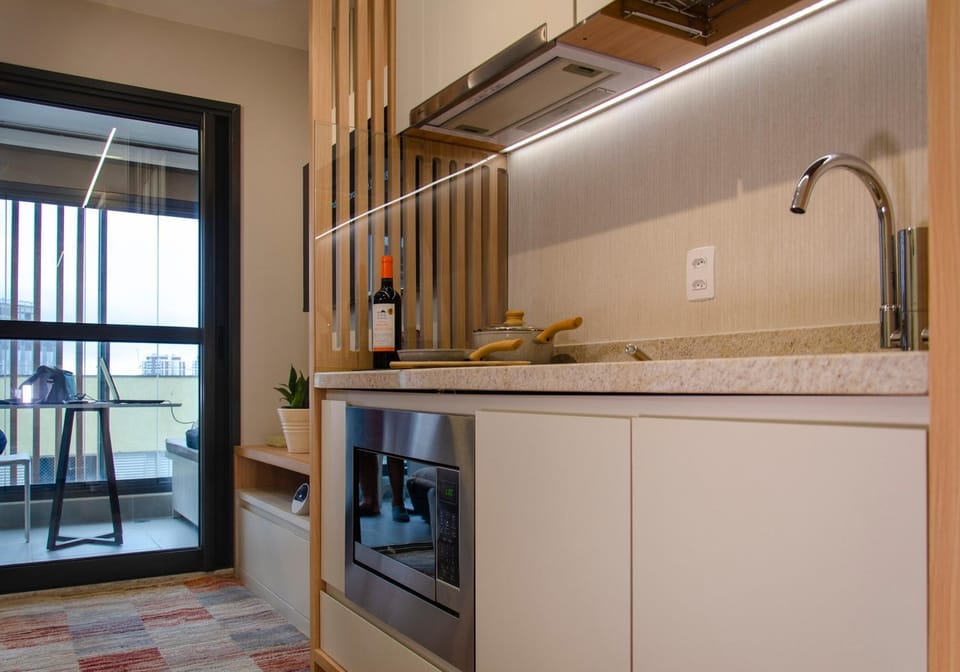 Kitchen or kitchenette, oven, stove