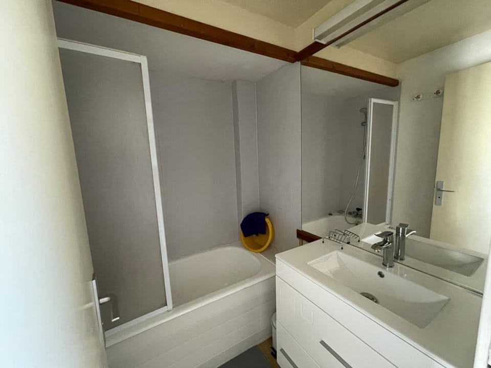 Duplex cosy 6-8 pers. pieds des pistes avec balcon - FR-1-787-88 Apartment in Auvergne-Rhône-Alpes
