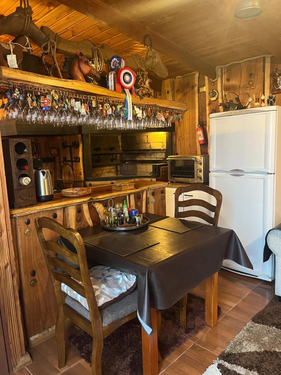 BBQ facilities, Dining area