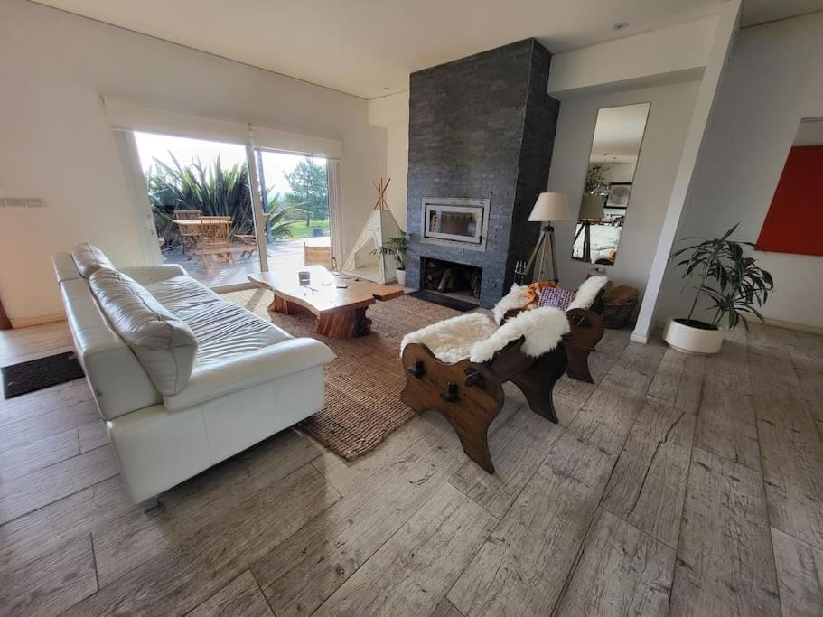 Casa 5 dormitorios Villa in Maldonado Department, Uruguay