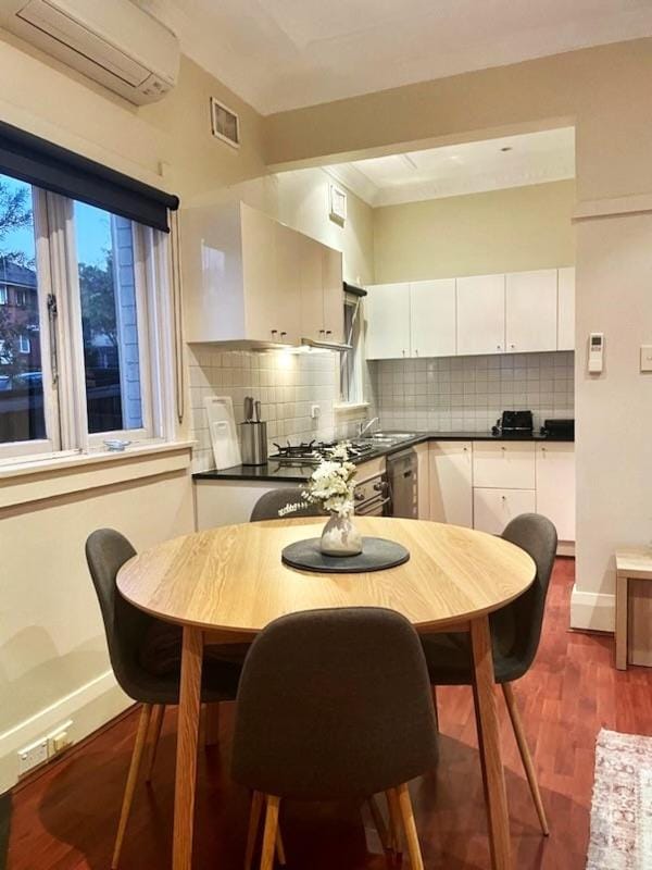 Cosy Stay - Neutral Bay 1 Bdrm Apartment in Sydney