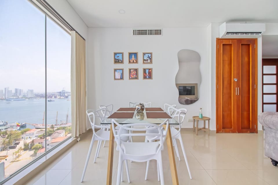 Vista de lujo al mar y la bahía Apartment in Cartagena