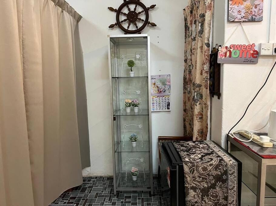 Near Aeon Taiping and Taiping Sentral Mall Apartment in Perak
