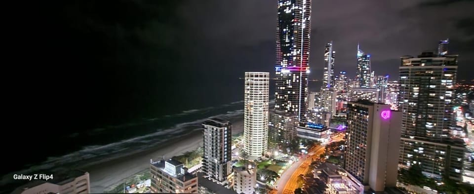 Serain Residences Apartment In Sun City Surfers Paradise Apartment in Surfers Paradise Boulevard