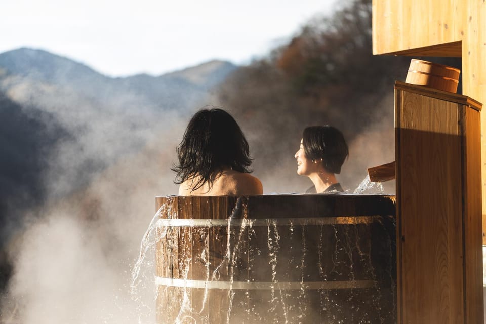 Day, People, Natural landscape, Hot Tub, Hot Tub, Mountain view, group of guests, Open Air Bath