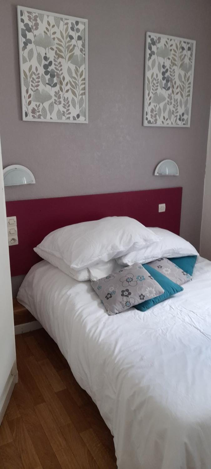 Appartement Bagnères-de-Luchon T2 nuitée-semaines Apartment in Catalonia