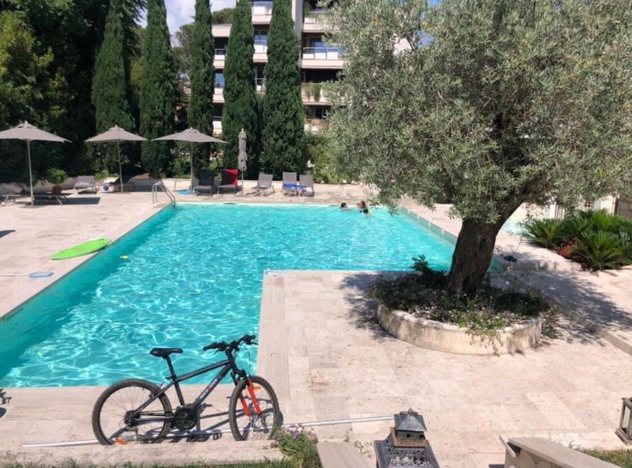 Suite Dehon Apartment in Rome