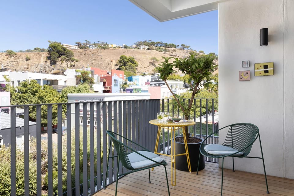 Natural landscape, View (from property/room), Balcony/Terrace