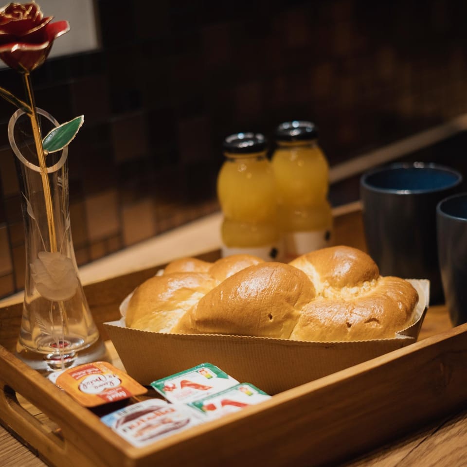 Breakfast, Continental breakfast