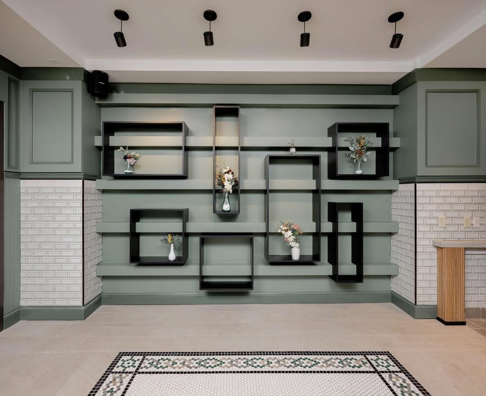 Meeting/conference room