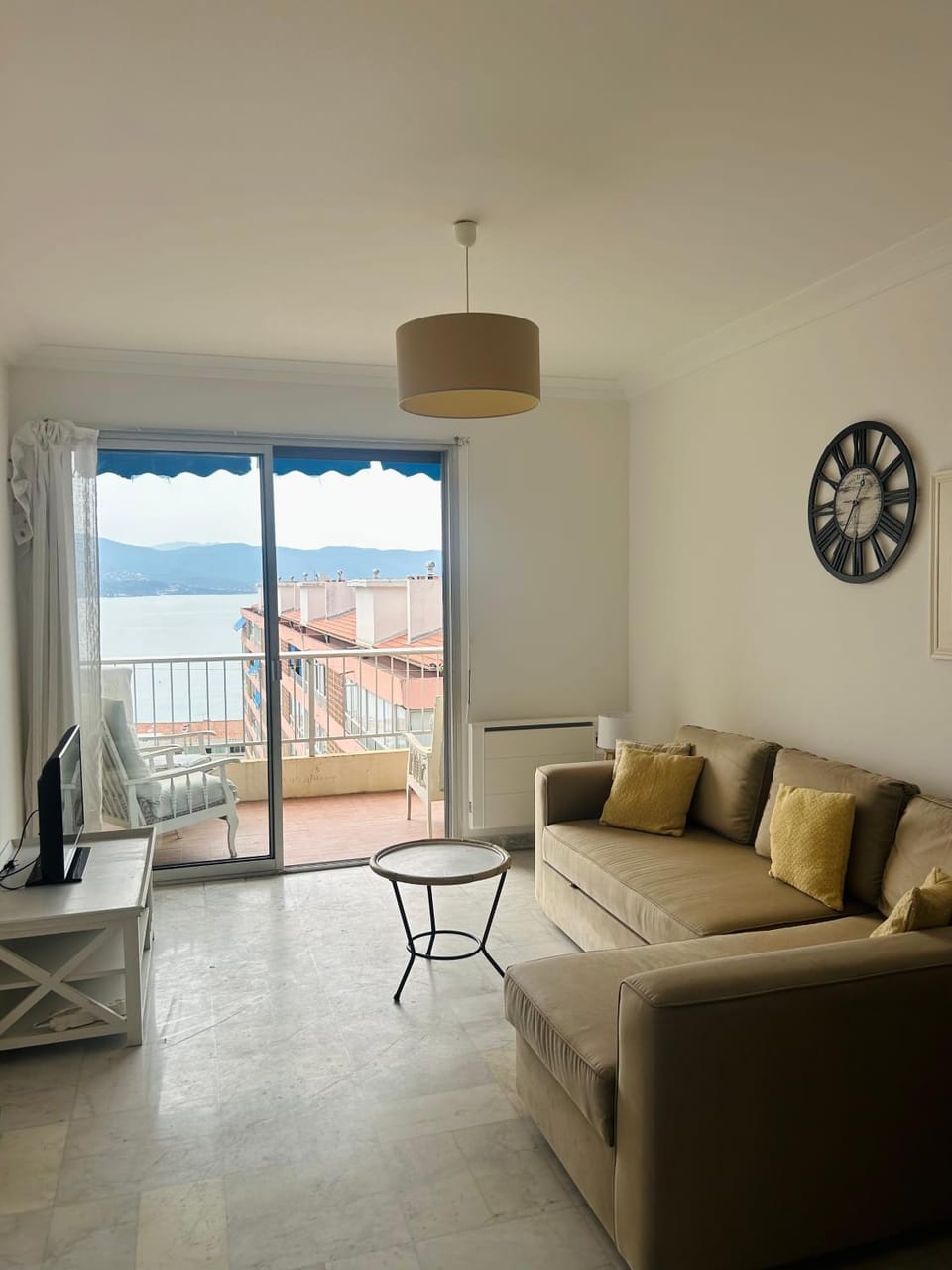 T2 vue mer à 8 min du centre ville d'Ajaccio et 1 min des plages Apartment in Ajaccio