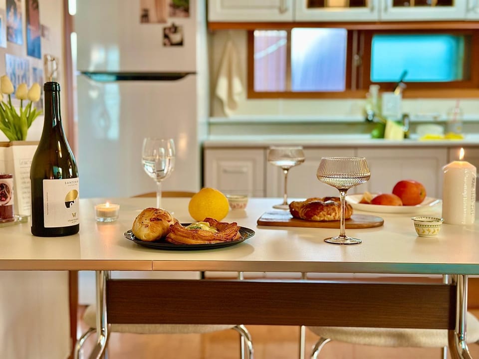 Food and drinks, Dining area
