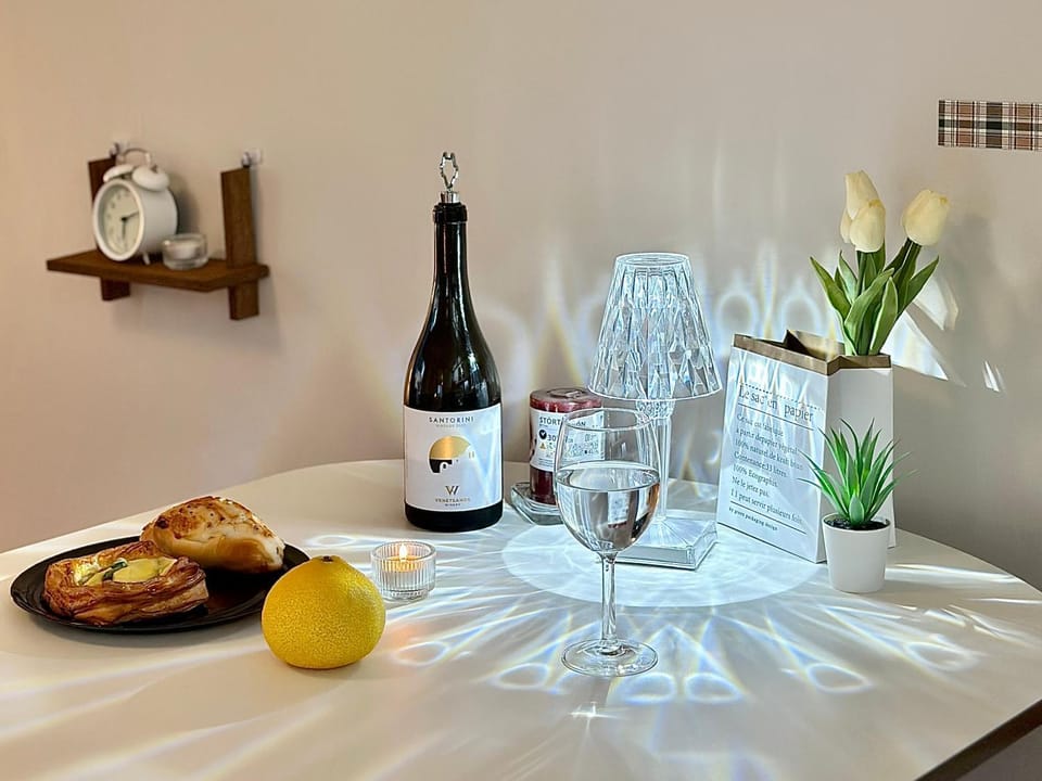 Food and drinks, Dining area