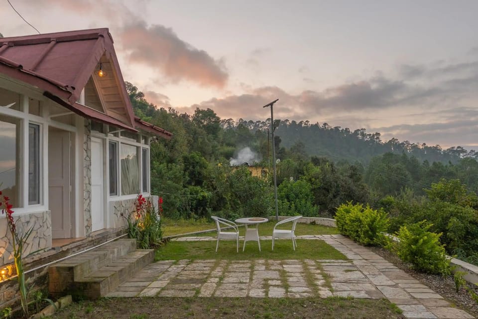 Property building, Garden, Garden view