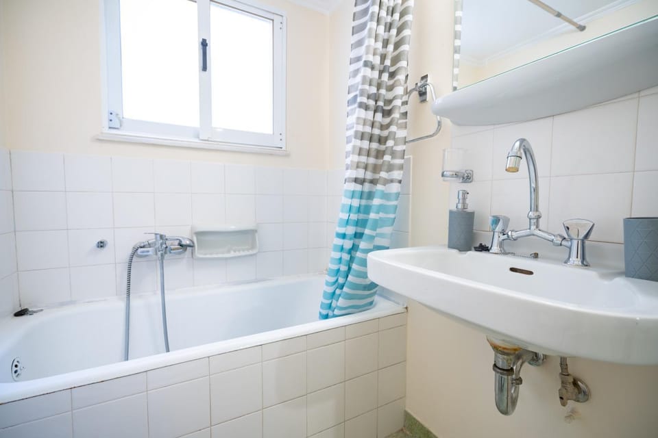Bathroom, Bath