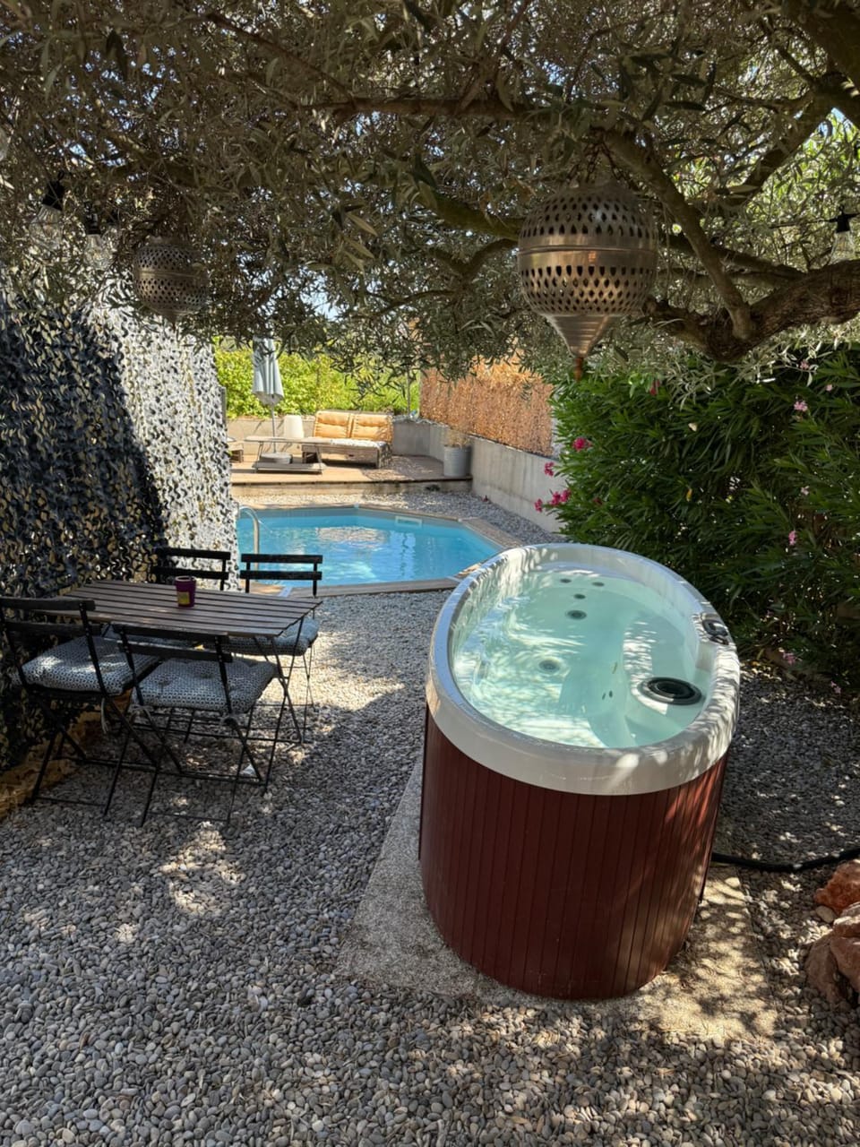 la suite conteneur Luxury tent in Provence-Alpes-Côte d'Azur