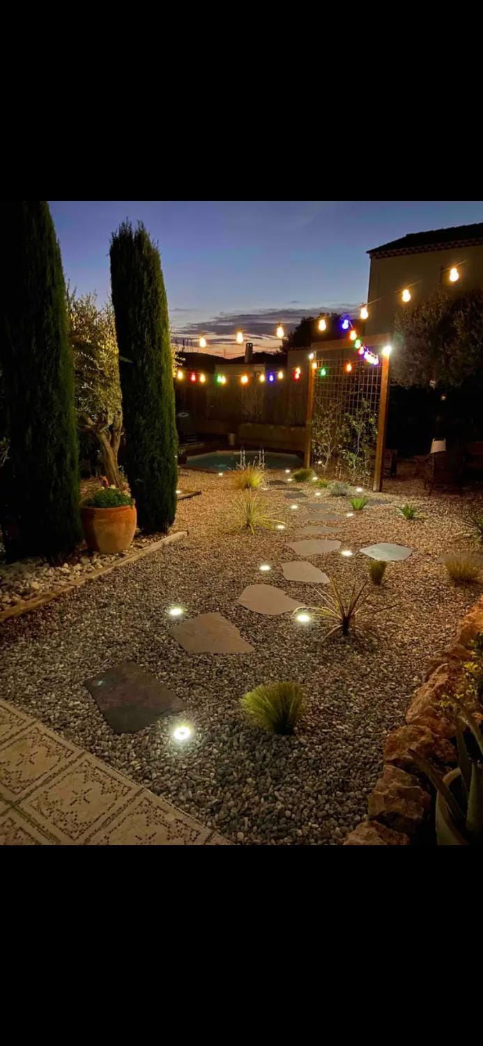 la suite conteneur Luxury tent in Provence-Alpes-Côte d'Azur