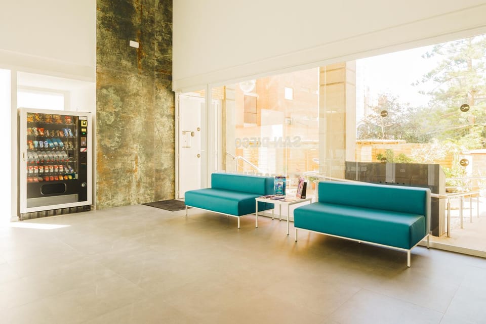 Lobby or reception, Seating area