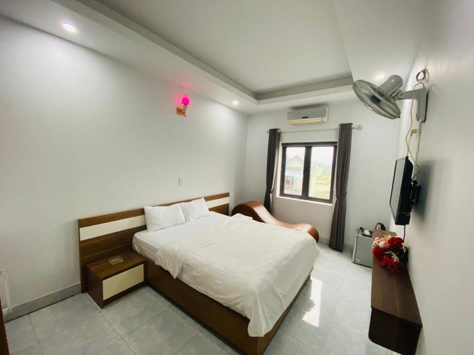 Khách sạn Phú Hưng Hotel in Laos