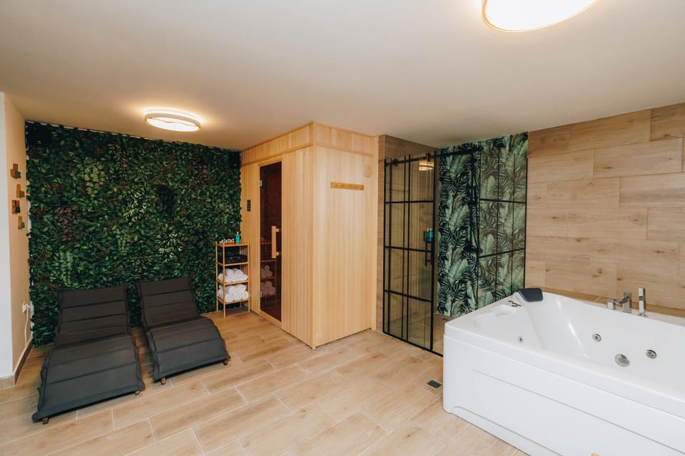 Spa and wellness centre/facilities, towels