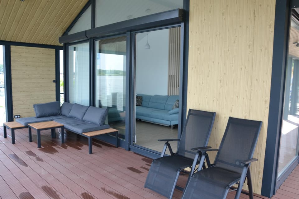 Sunrise Bay Apartment in Hungary