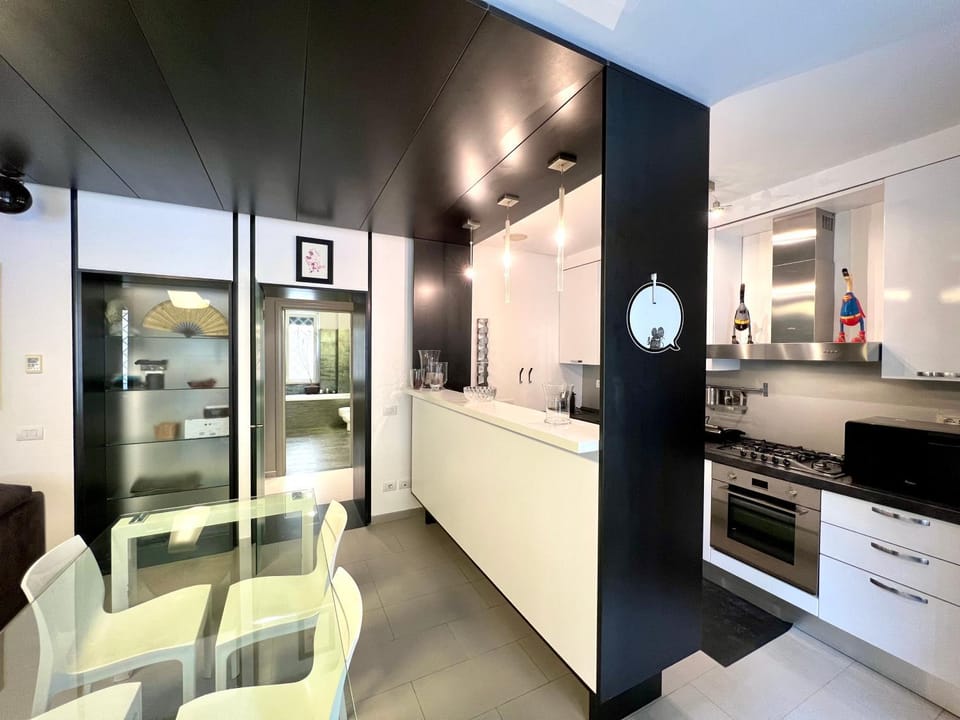 Kitchen or kitchenette, Dining area, dishwasher, oven, stove, toaster