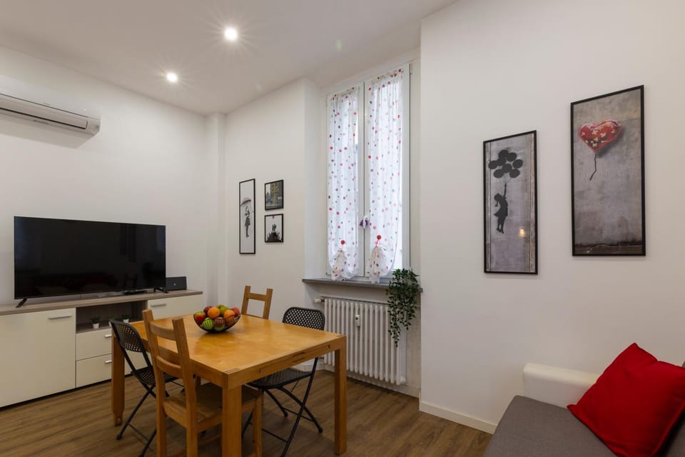 Living room, air conditioner