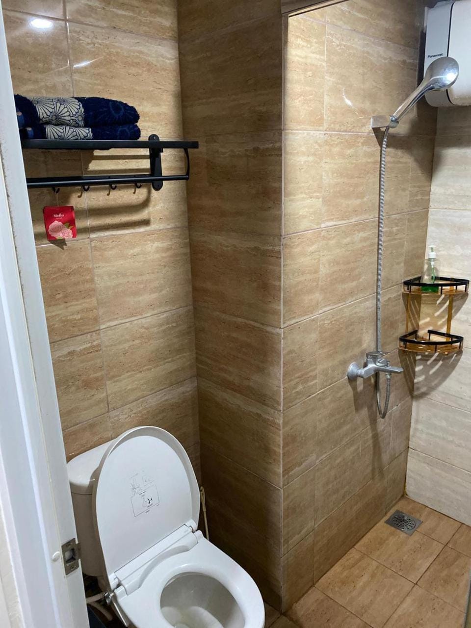 Apartemen breeze bintaro one bedroom Apartment in South Jakarta City