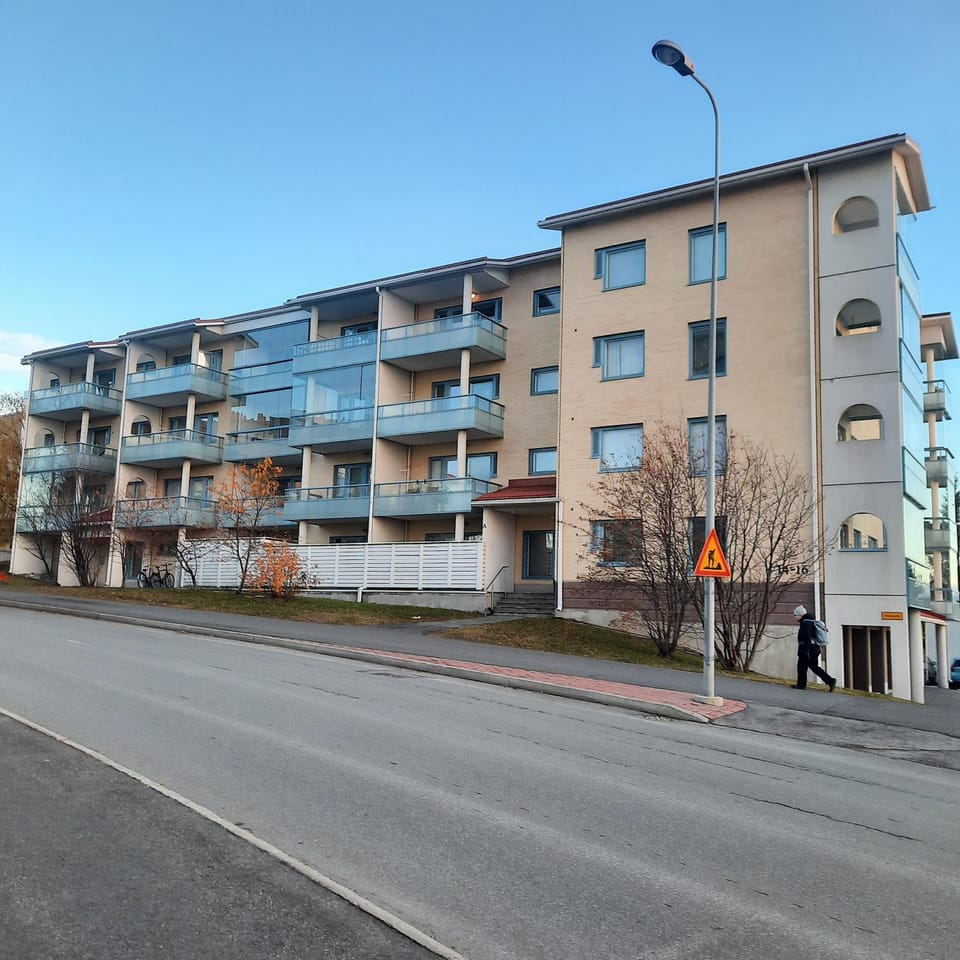 Property building, Street view