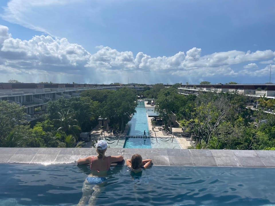 Swimming pool, group of guests