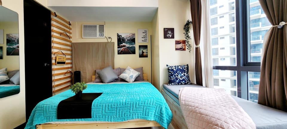 Bed, Photo of the whole room, Bedroom, air conditioner