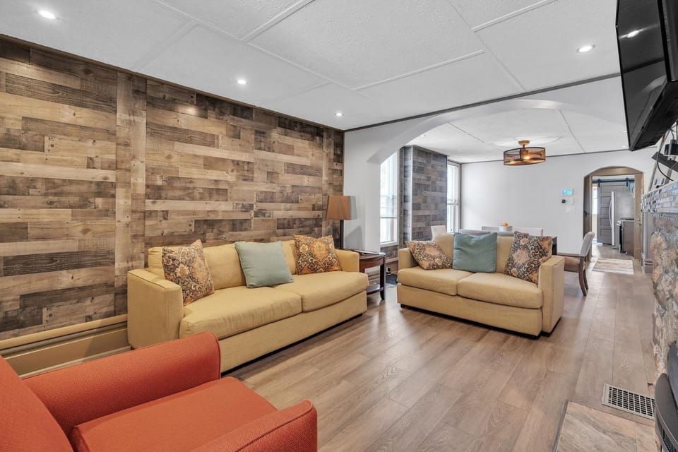 Modern Home, 8 Min to Airport and 5 Min to OSU House in Ohio