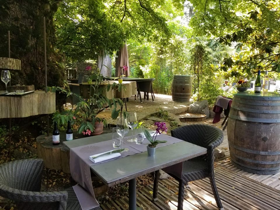 Patio, Restaurant/places to eat, Restaurant/places to eat, Dining area, Garden view