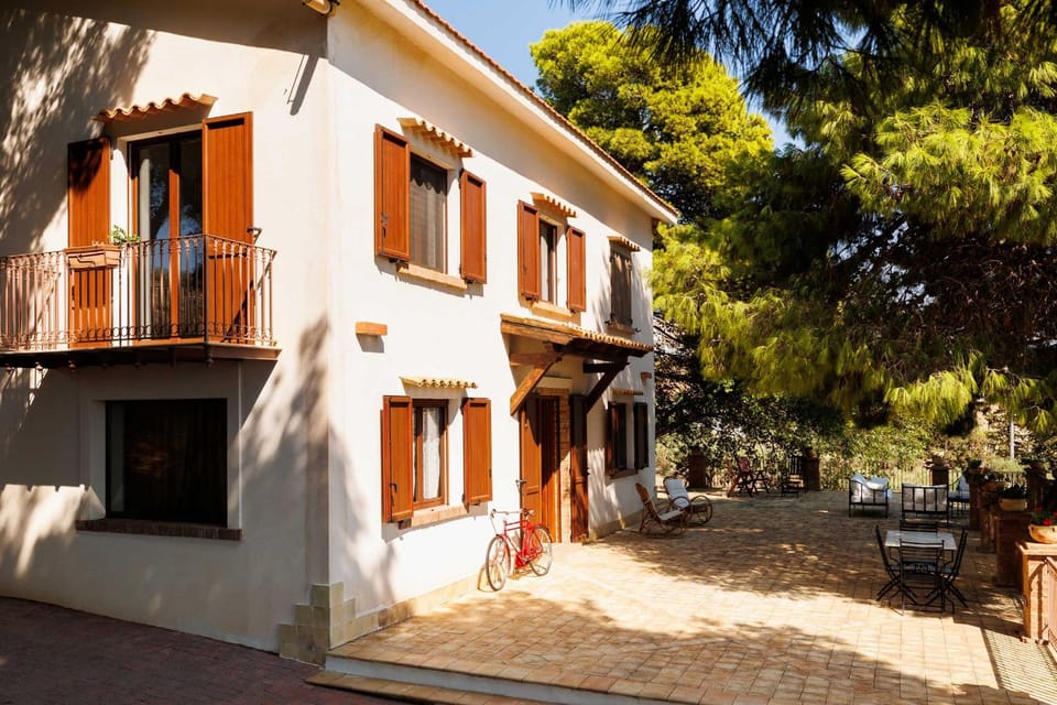 Property building, Garden