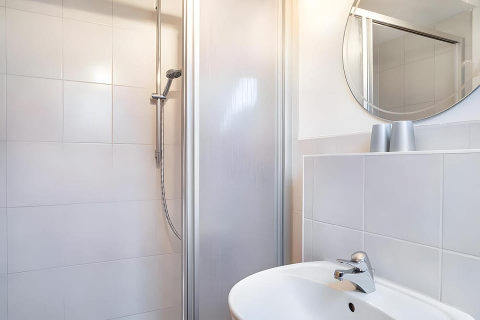 Bathroom, Living room