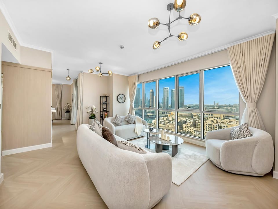 TV and multimedia, Living room, Seating area, City view