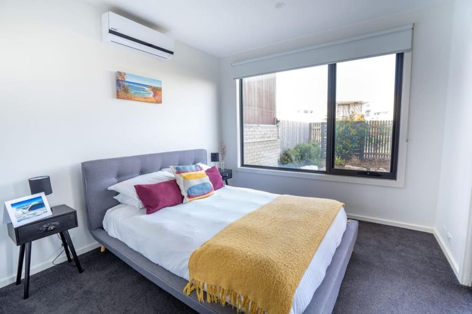 Swell Apartment - Pet Friendly House in Torquay
