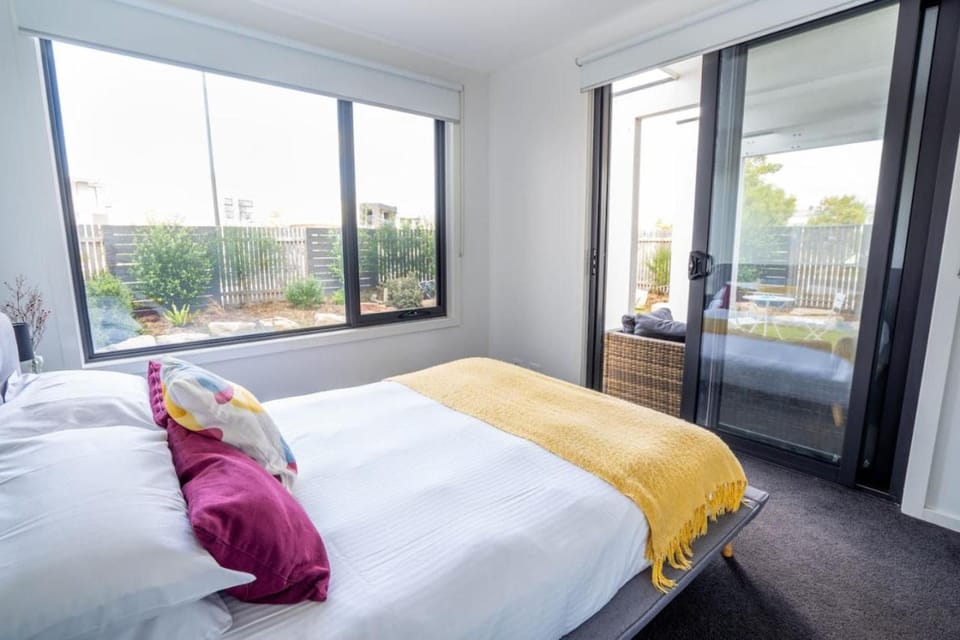 Swell Apartment - Pet Friendly House in Torquay