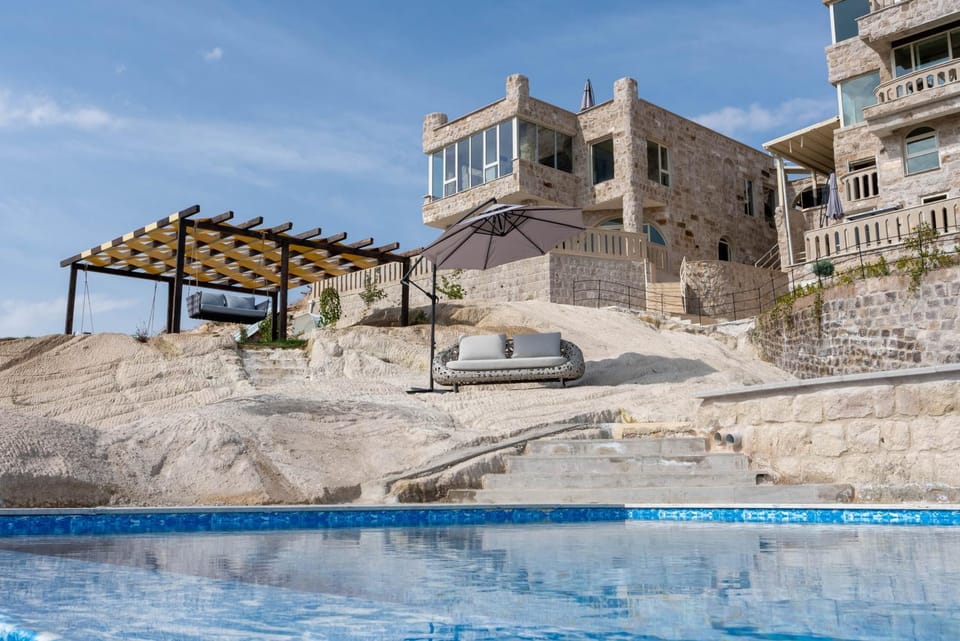 Patio, Swimming pool