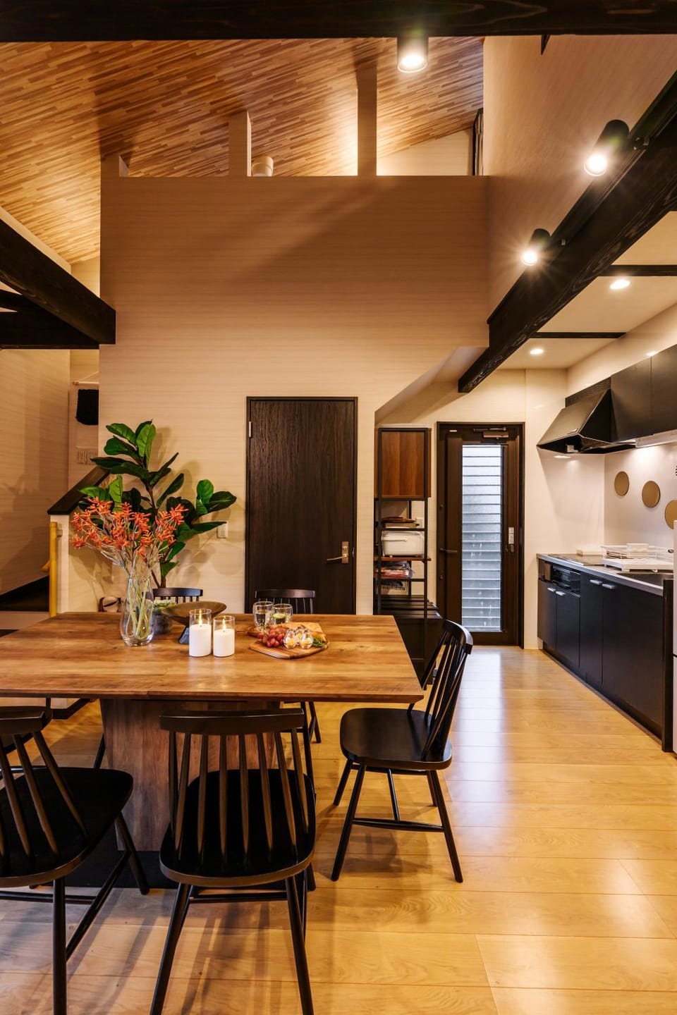 Kitchen or kitchenette, Living room