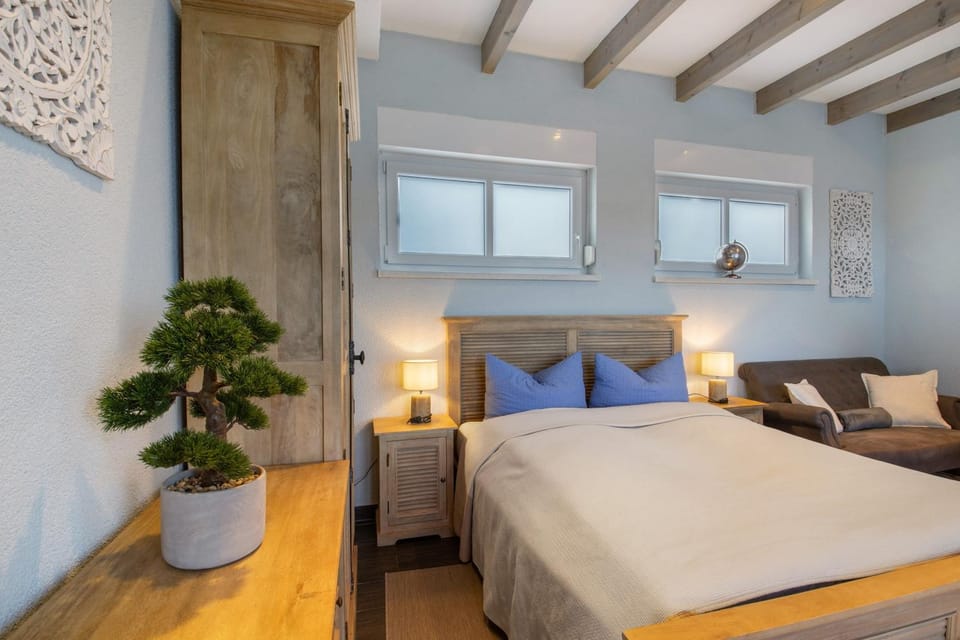 Property building, Living room, Bedroom