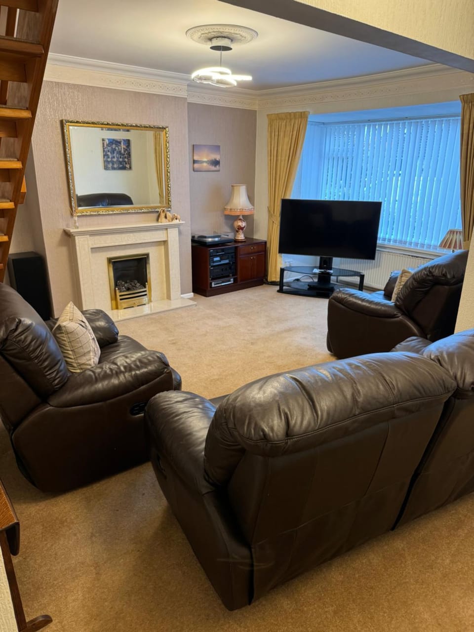 Communal lounge/ TV room