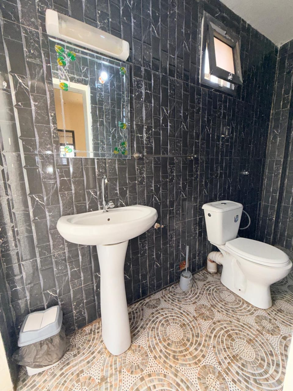 Le Studio du House & Food Apartment in Thiès Region, Senegal