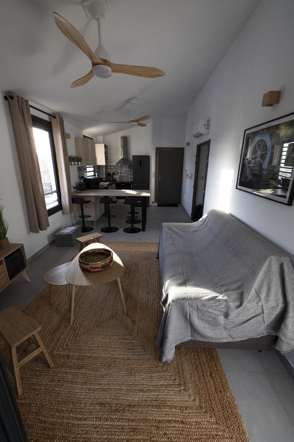 TV and multimedia, Seating area